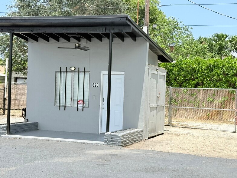 More Photos Of 620 Dixie Highway Hwy, Lake Worth Beach Land For Lease