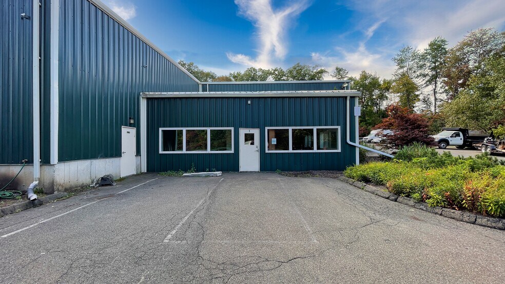 More Photos Of 45 Ozick Dr, Durham Light Manufacturing For Lease