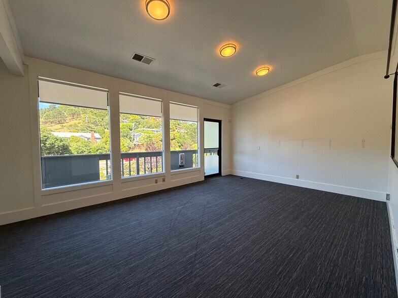 More Photos Of 110 Tiburon Blvd, Mill Valley Office For Lease