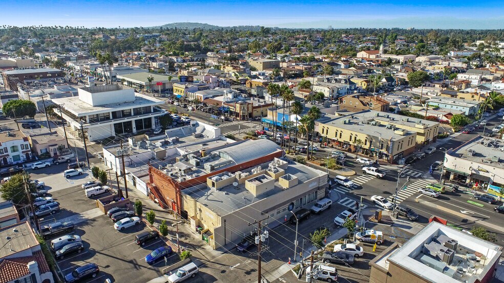 More Photos Of 5242-5246 E 2nd St, Long Beach Restaurant For Sale