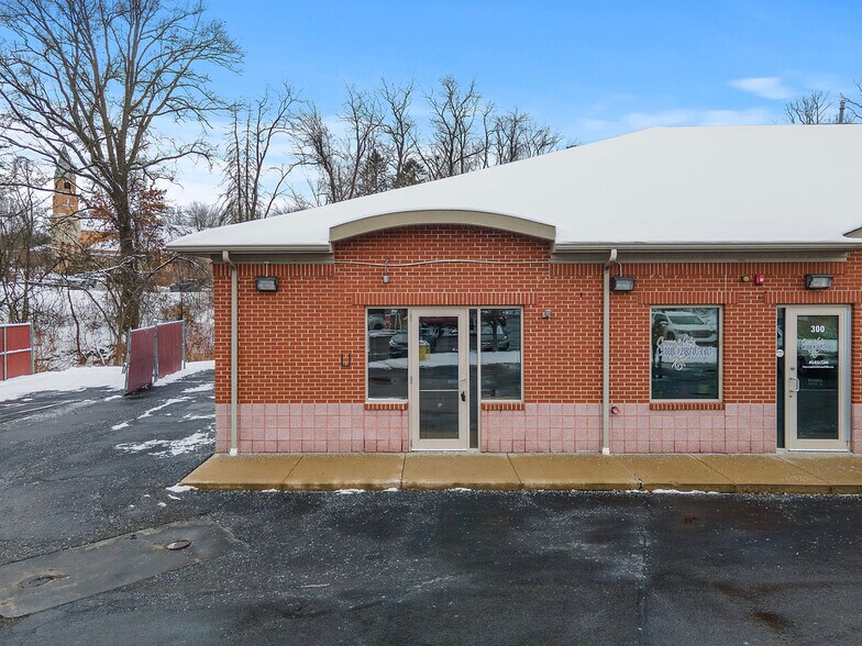 More Photos Of 453 Valley Brook Rd, Canonsburg General Retail For Sale
