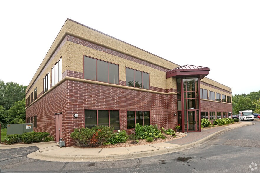 More Photos Of 7700 Equitable Dr, Eden Prairie Office For Lease
