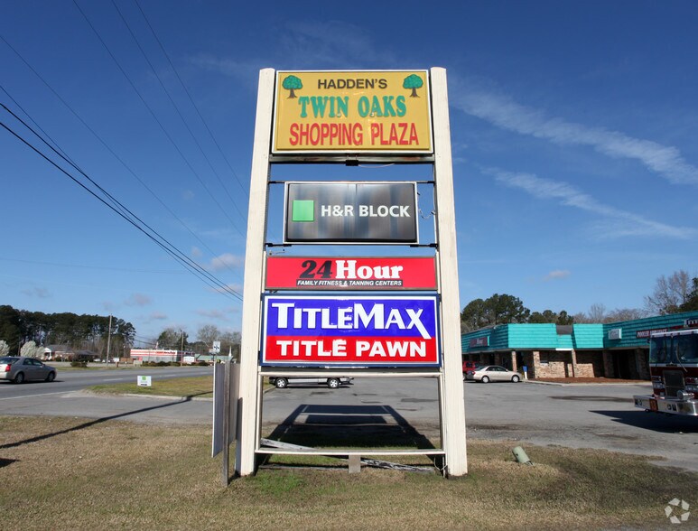 More Photos Of 856-866 W Us-80 Hwy, Pooler Freestanding For Lease