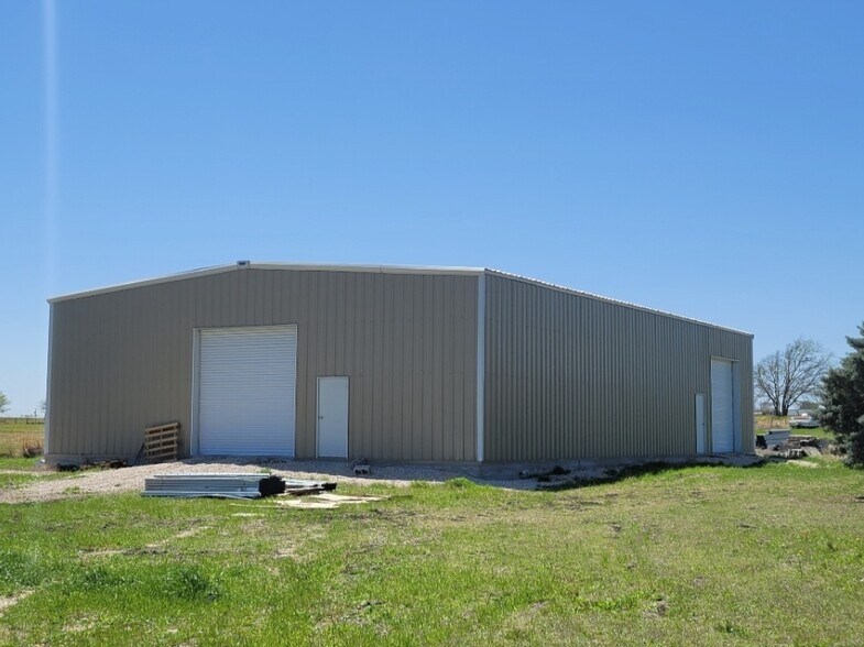 Primary Photo Of 601 Private Road 900, Hutto Unknown For Lease