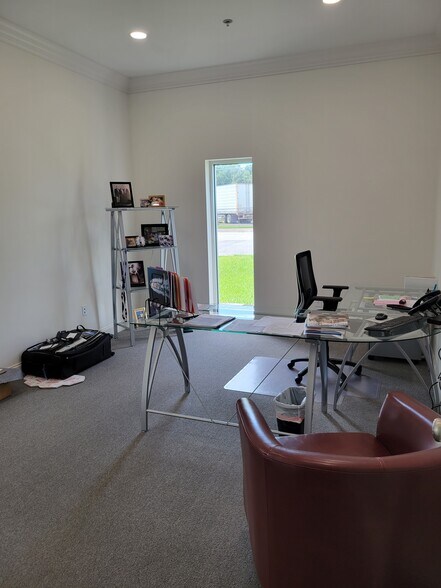 More Photos Of 1803 Abutment Rd, Dalton Warehouse For Sale