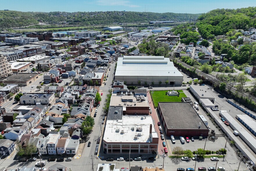 More Photos Of 2500 Jane St, Pittsburgh Office For Sale