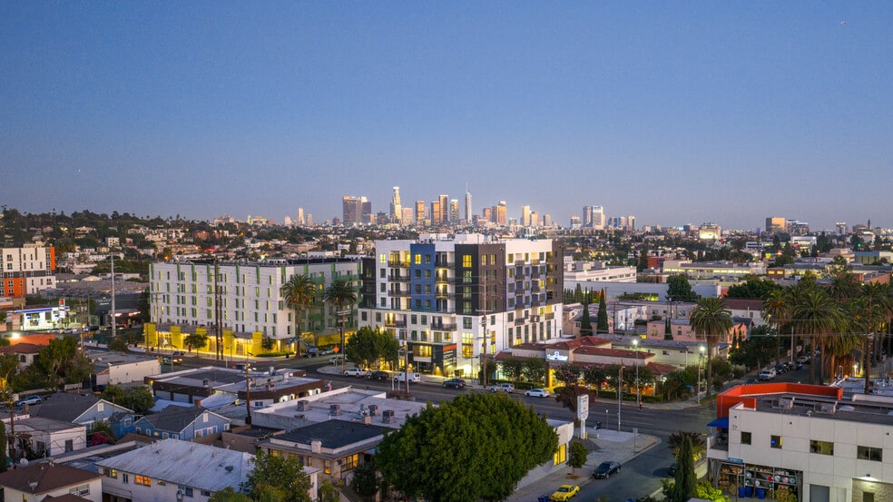 More Photos Of 4750 Santa Monica Blvd, Los Angeles Apartments For Lease