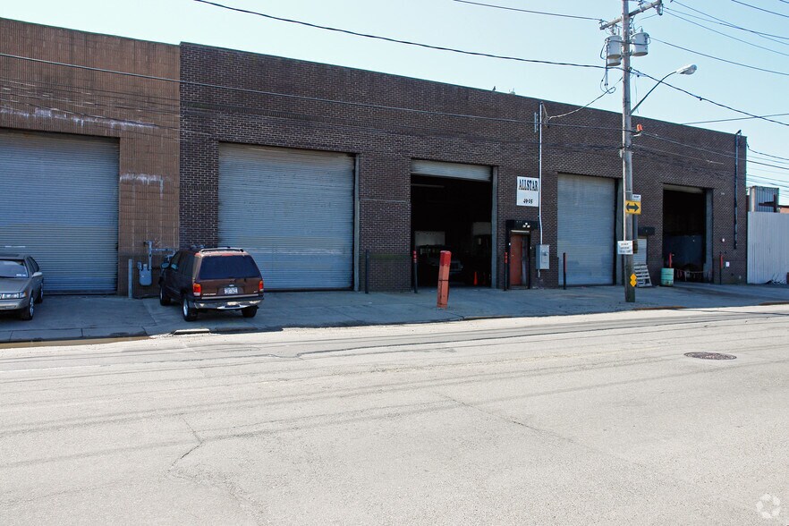 More Photos Of 49-15 Rockaway Beach Blvd, Far Rockaway Warehouse For Sale
