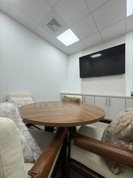 More Photos Of 9100 Belvedere Rd, Royal Palm Beach Coworking Space