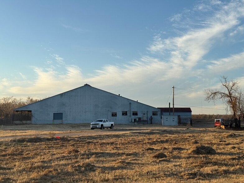 More Photos Of 5100 21st Street, Tulsa Manufacturing For Lease