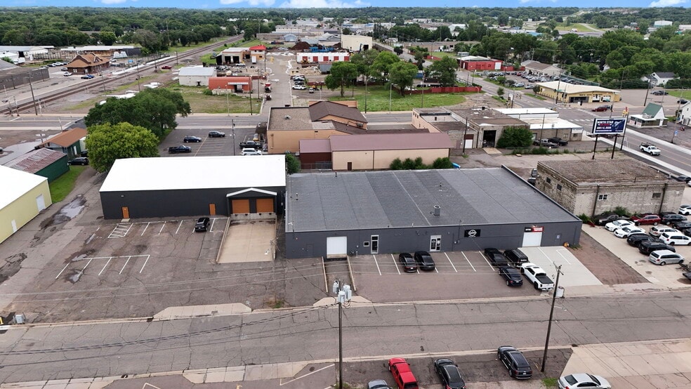 More Photos Of 585 1st St SE, Saint Cloud Warehouse For Sale