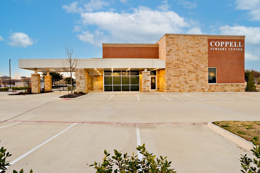 Primary Photo Of 731 Plaza Blvd, Coppell Medical For Sale