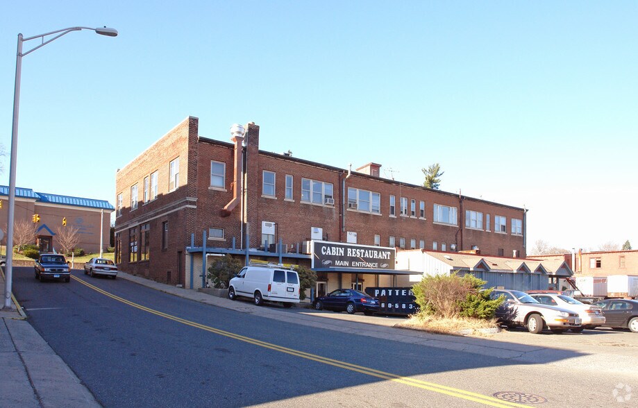 More Photos Of 93-105 Colony St, Meriden Storefront Retail Office For Sale