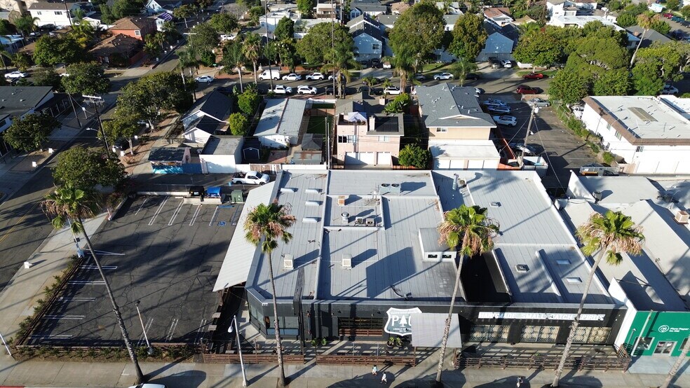 More Photos Of 404 S Coast Hwy, Oceanside Storefront For Lease