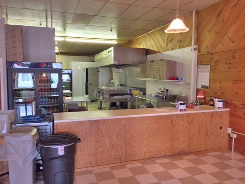 More Photos Of 239 Main St, Old Town Restaurant For Lease