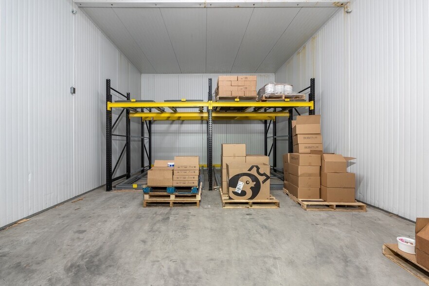 More Photos Of 4521 Bristol Hwy, Johnson City Refrigeration Cold Storage For Sale