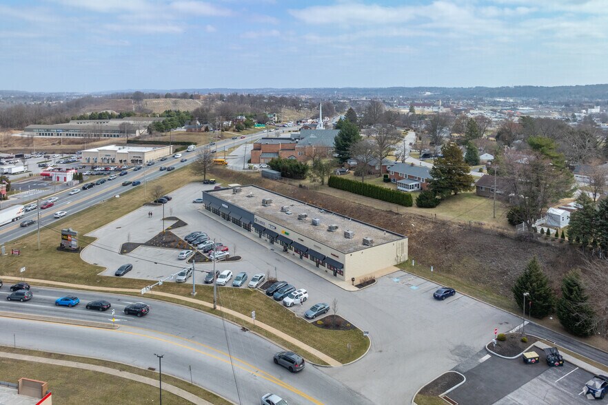 More Photos Of 2180-2192 White St, York General Retail For Lease