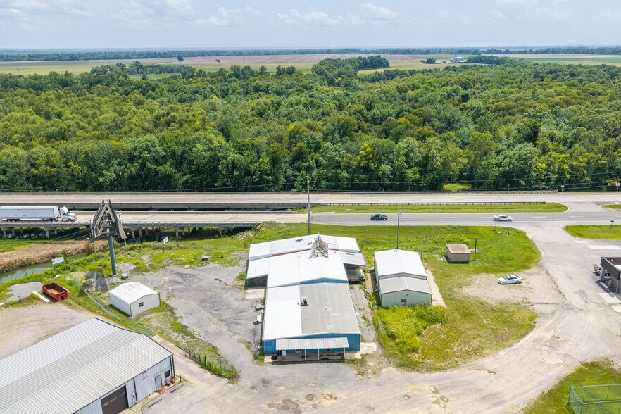 More Photos Of 479247 US Highway 64, Roland Flex For Sale