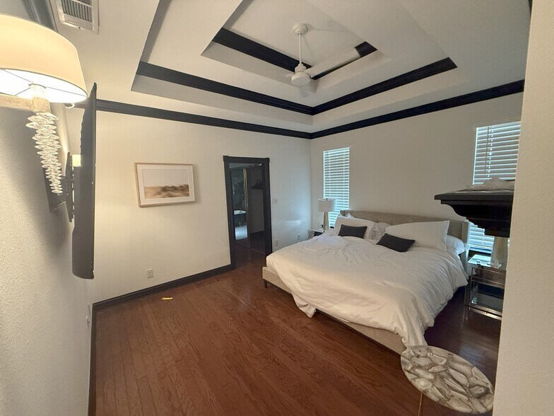 More Photos Of 609 E Main St, Round Rock Office For Lease