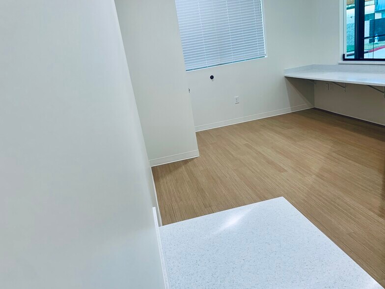 More Photos Of 1400 N Coit Rd, McKinney Medical For Lease