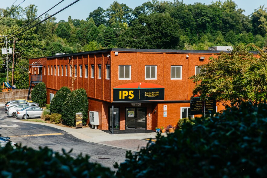 More Photos Of 500-553 Amsterdam Ave NE, Atlanta Unknown For Lease