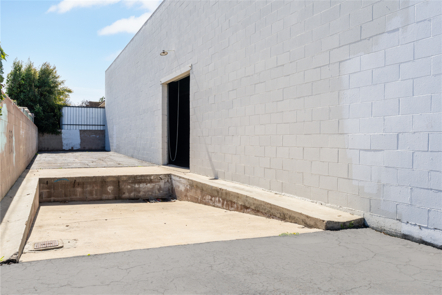 More Photos Of 733 Broadway, Chula Vista Storefront For Sale