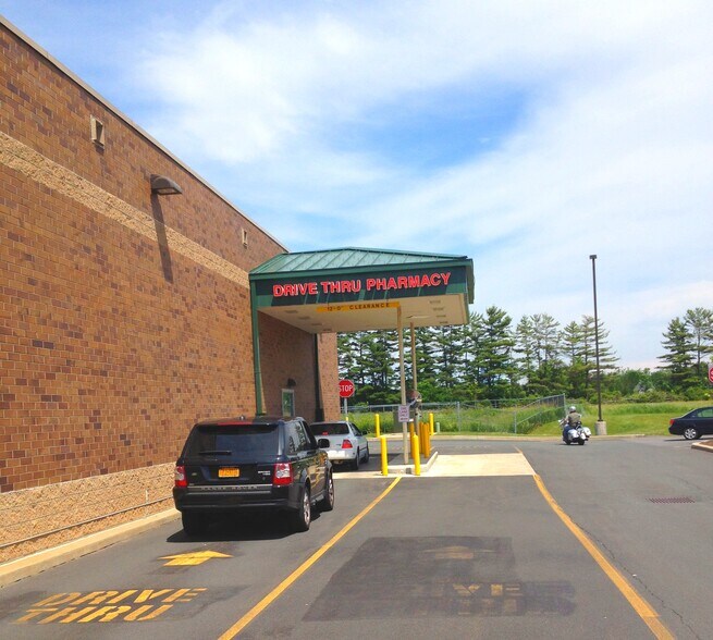 More Photos Of 4999 State Highway 30, Amsterdam Drugstore For Sale