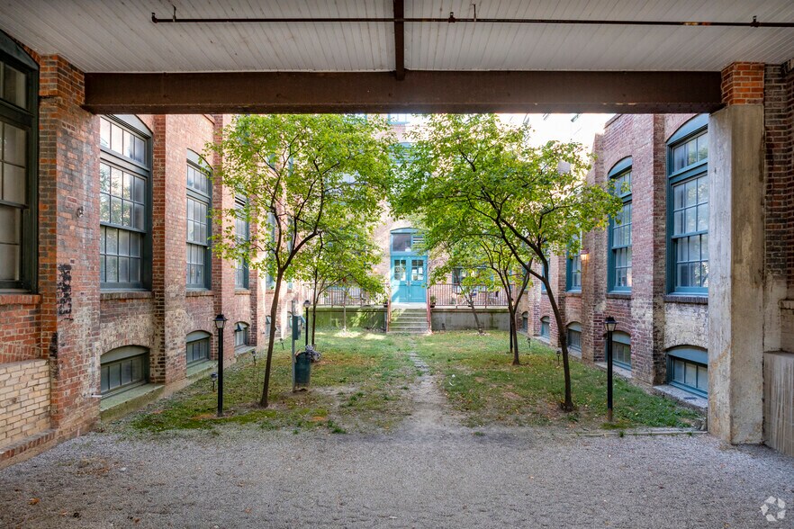 More Photos Of 401 N 10th St, Richmond Apartments For Sale
