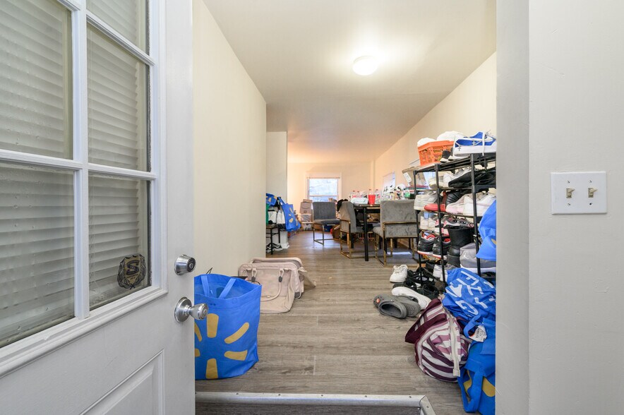 More Photos Of 122 S Rosewell Ave, South Amboy Apartments For Sale