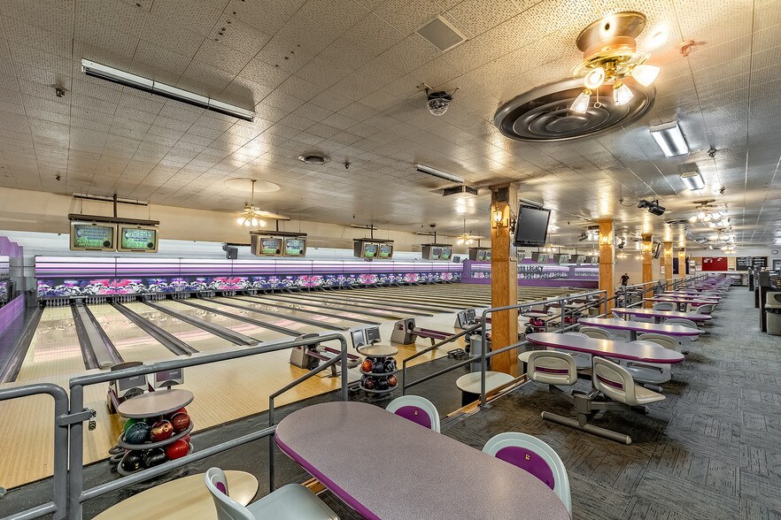 More Photos Of 3390 S Virginia St, Reno Bowling Alley For Sale