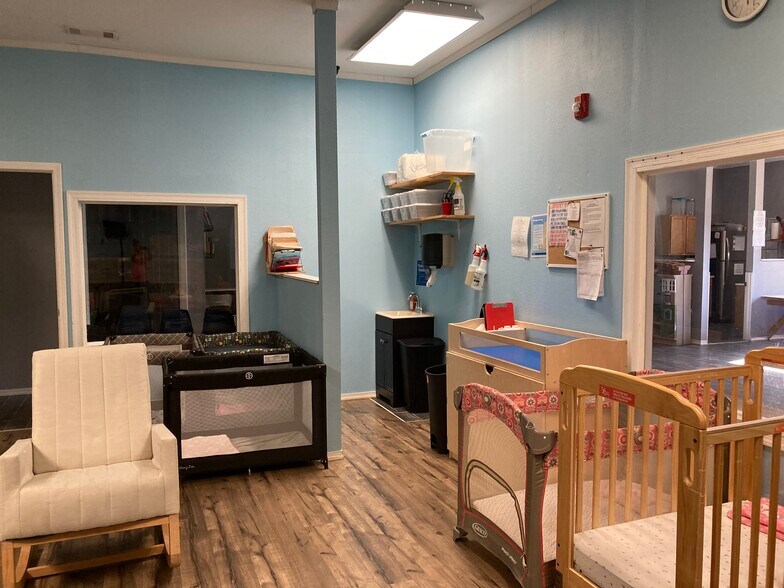 More Photos Of 112 Pine St, Greenville Schools For Sale