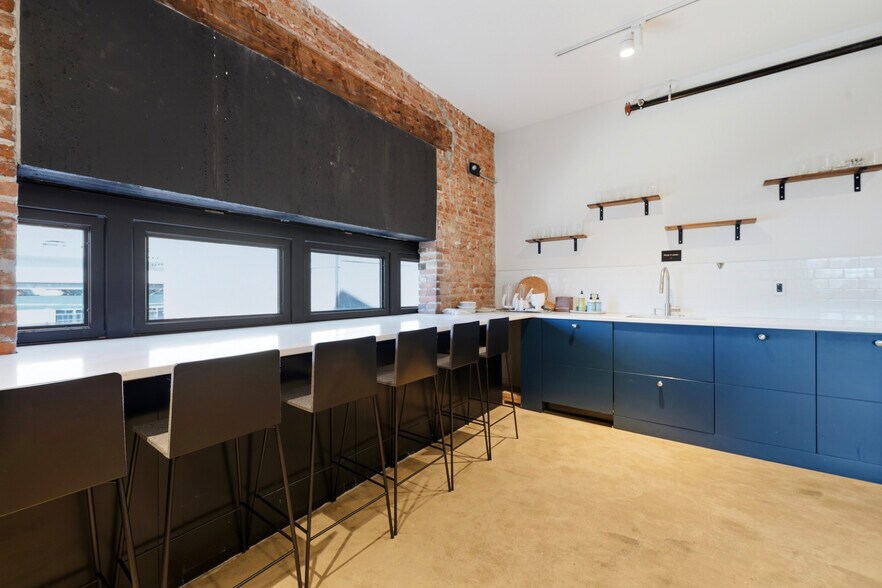 More Photos Of 1523 N Front St, Philadelphia Office For Lease