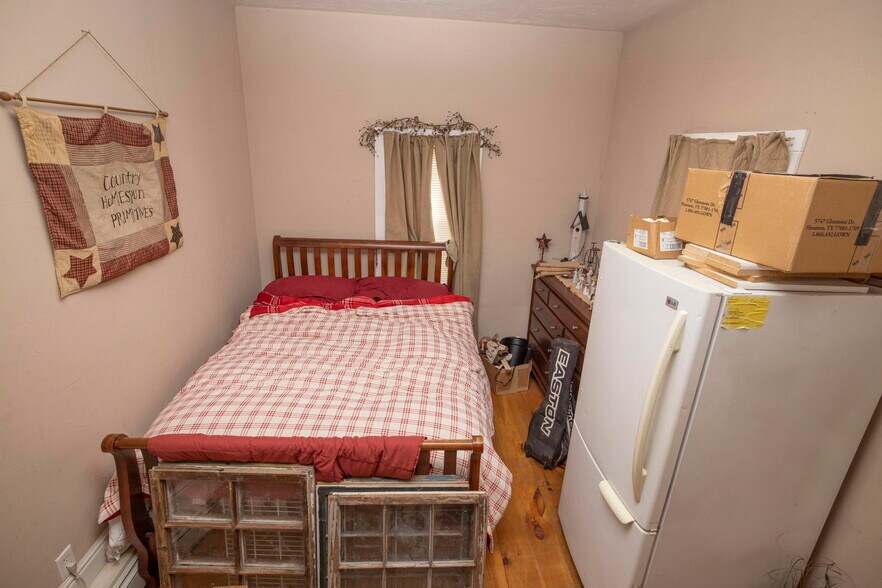 More Photos Of 121 Wood St, Middleborough Storefront Retail Residential For Sale