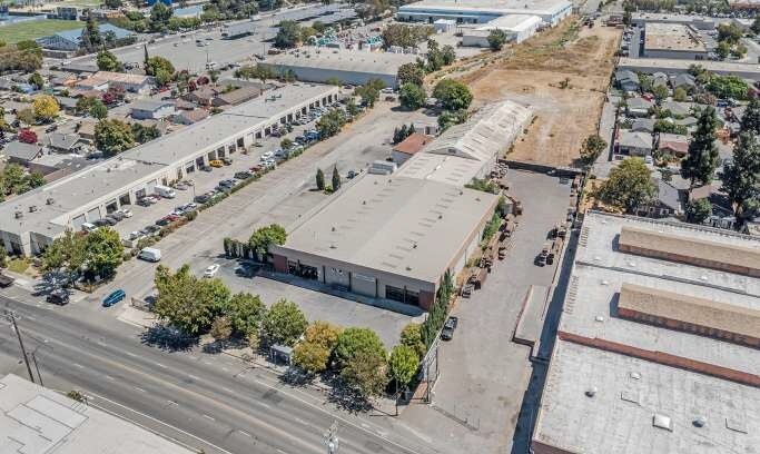 More Photos Of 190 Keyes St, San Jose Warehouse For Sale