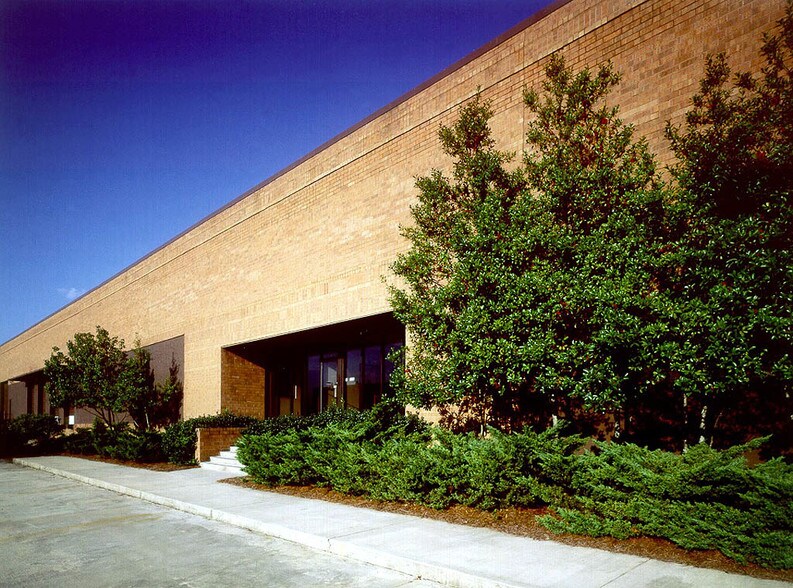 More Photos Of 5595 Westpark Dr SW, Atlanta Warehouse For Lease