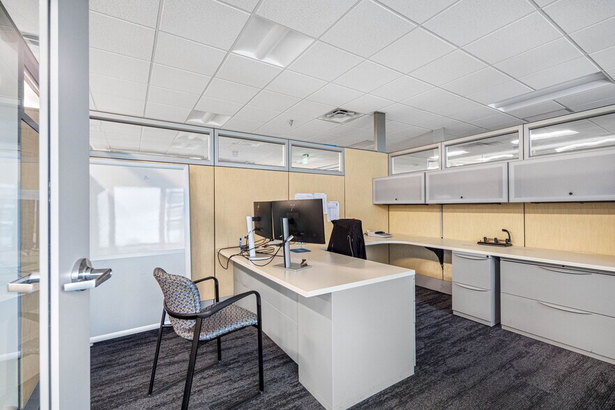 More Photos Of 6801 E Hillsborough Ave, Tampa Office Residential For Sale