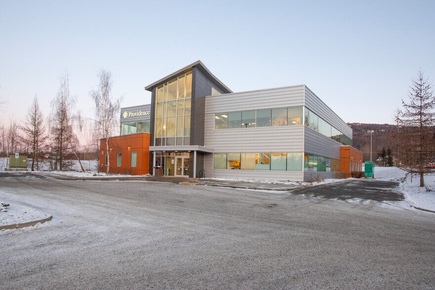 More Photos Of 17101 Snowmobile Ln, Eagle River Healthcare For Sale