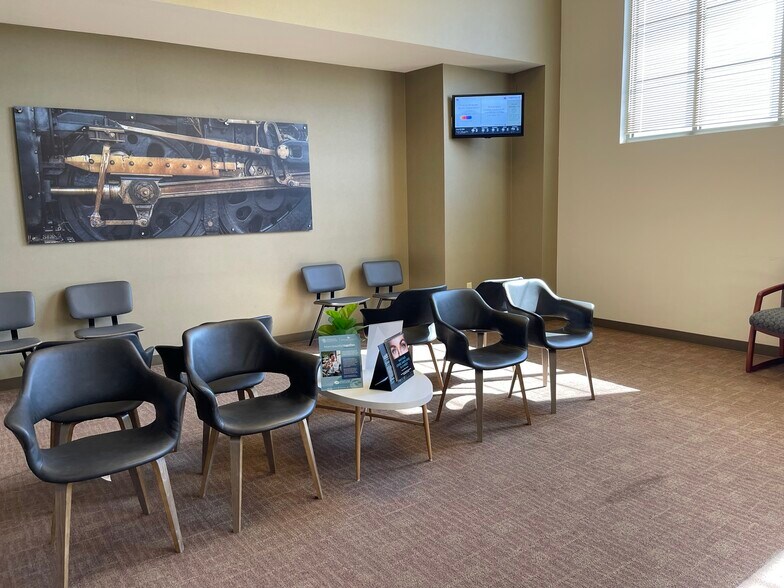 More Photos Of 13213 W 21st St N, Wichita Medical For Lease