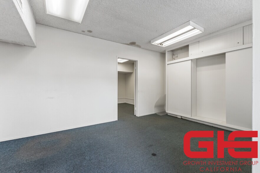 More Photos Of 1245 E Walnut St, Pasadena Loft Creative Space For Sale