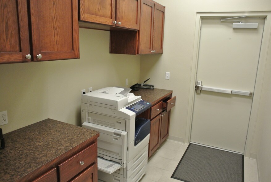 More Photos Of 3400 Kaydence Ct, Killeen Office For Lease
