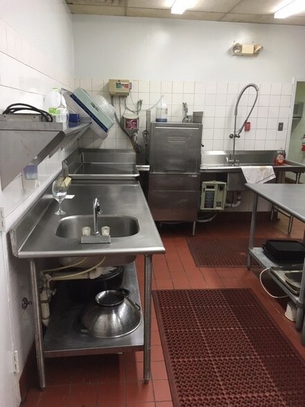 More Photos Of 13386 Telegraph Rd, Woodbridge Lodge Meeting Hall For Sale