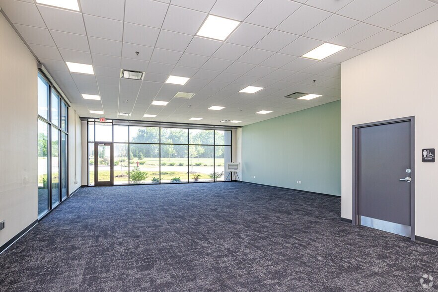 More Photos Of 13301 4 Mile Rd, Caledonia Warehouse For Lease