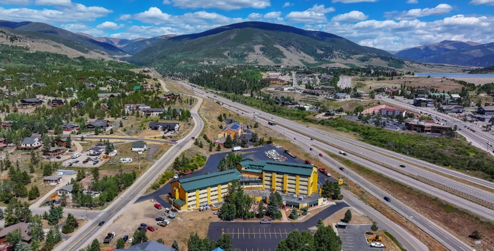 More Photos Of 560 Silverthorne Ln, Silverthorne Hotel For Sale