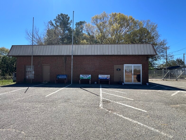 Primary Photo Of 612 Slater St, Kings Mountain Flex For Lease