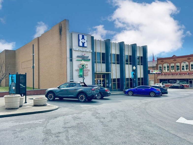 More Photos Of 100 Public Sq, Somerset Office For Lease