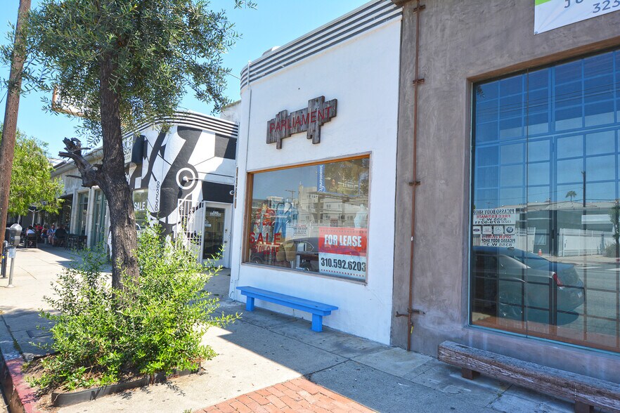More Photos Of 8358-8360 W 3rd St, Los Angeles Storefront For Lease