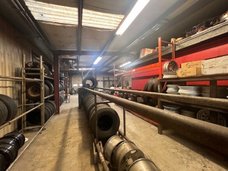 More Photos Of 1914 Cypress St, West Monroe Service For Sale