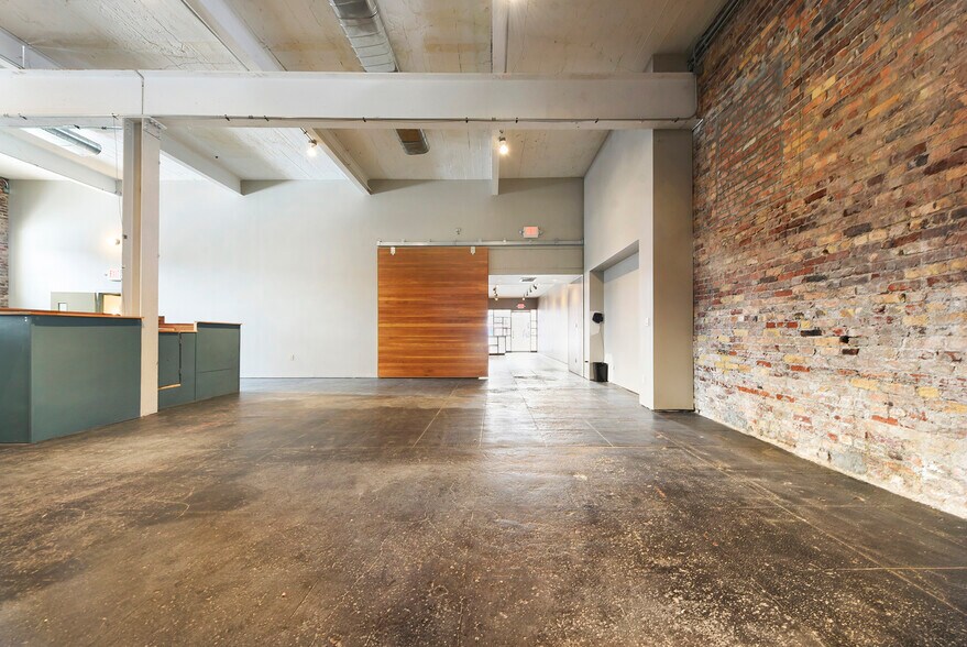 More Photos Of 5515 Penn Ave, Pittsburgh Storefront Retail Office For Lease