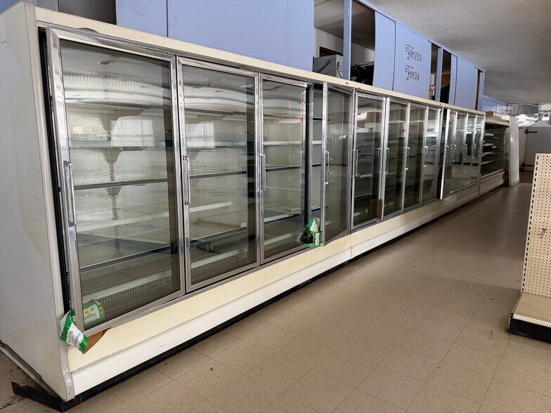 More Photos Of 156 S Flynn Rd, Westville Storefront For Lease