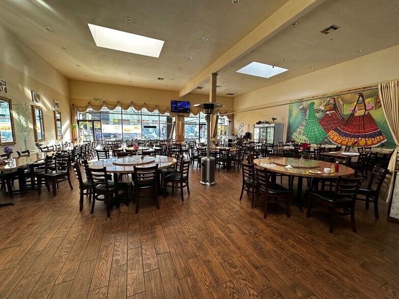 More Photos Of 332 14th St, Oakland Storefront For Sale